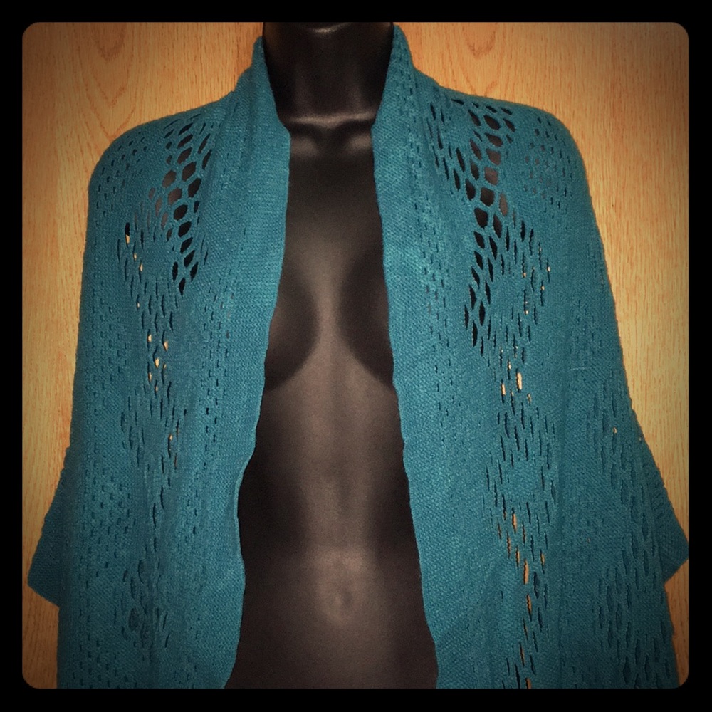 Lovely teal knit shawl/wrap